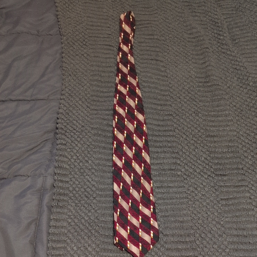 Authentic Balmain‎ Paris Burgundy and Gold Men's Tie